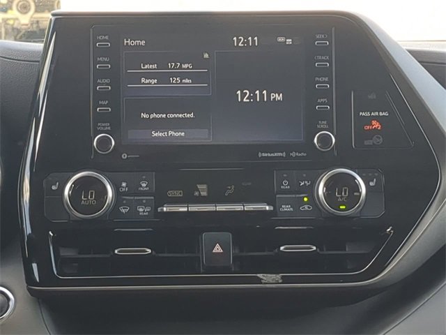 Certified 2022 Toyota Highlander XLE image 18