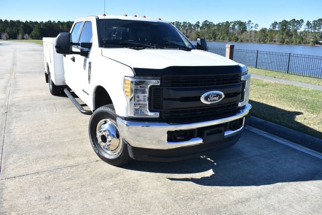 Used 2017 Ford F350 XL w/ Power Equipment Group image 2
