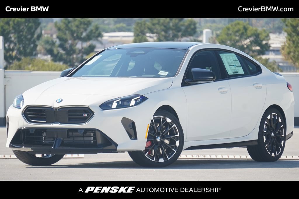 Used 2026 BMW M235i xDrive w/ Technology Package AWD/4WD image 1