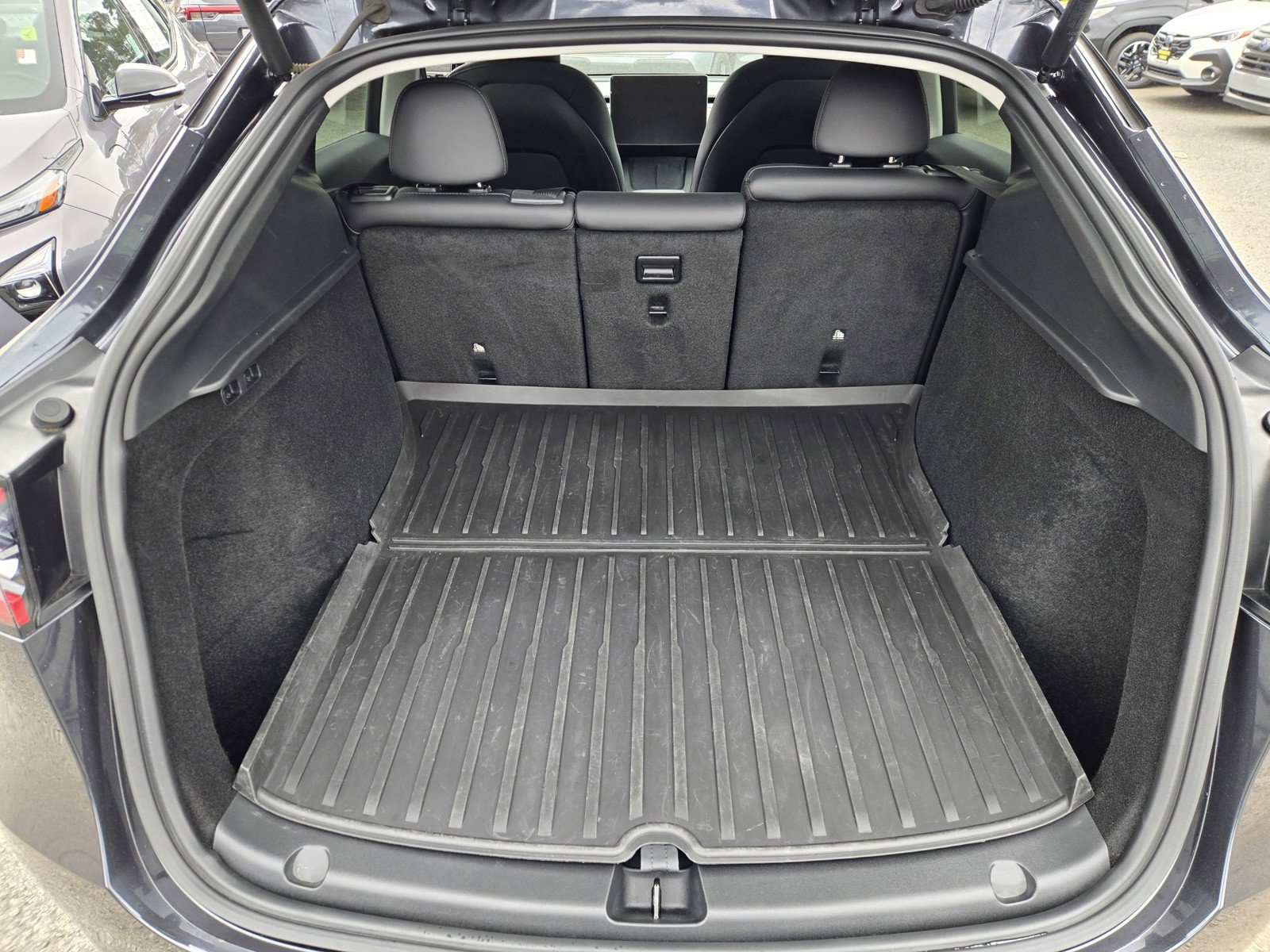 Used 2025 Tesla Model Y Long Range RWD image 27