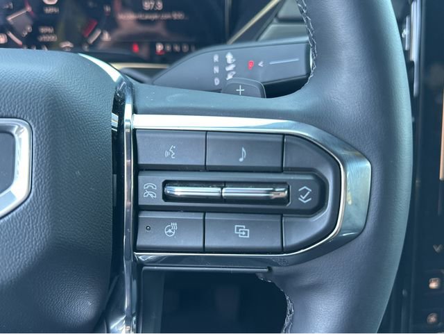 New 2025 GMC Acadia Elevation w/ Elevation Premium Package AWD/4WD image 29