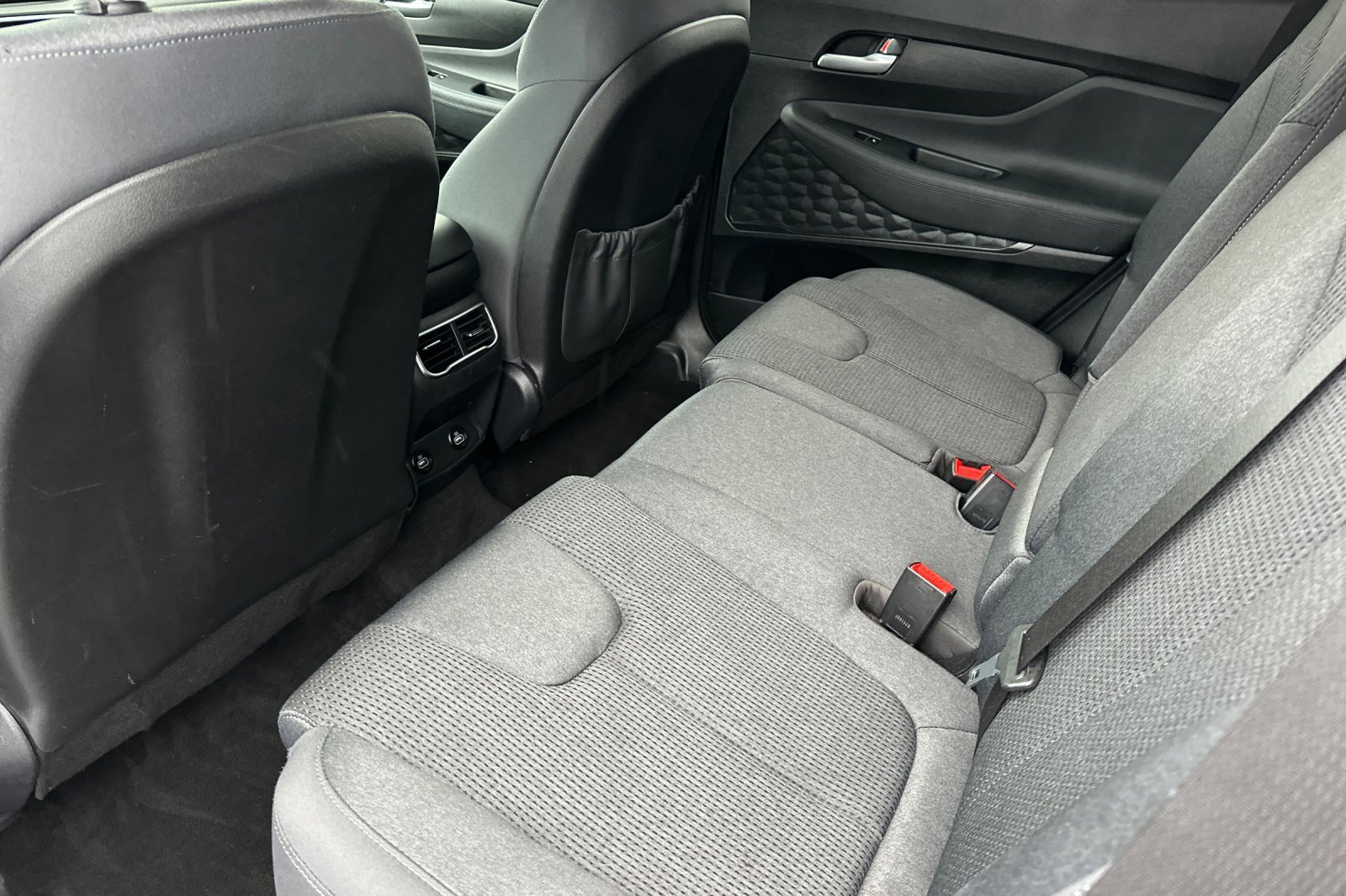 Used 2021 Hyundai Santa Fe SEL image 12