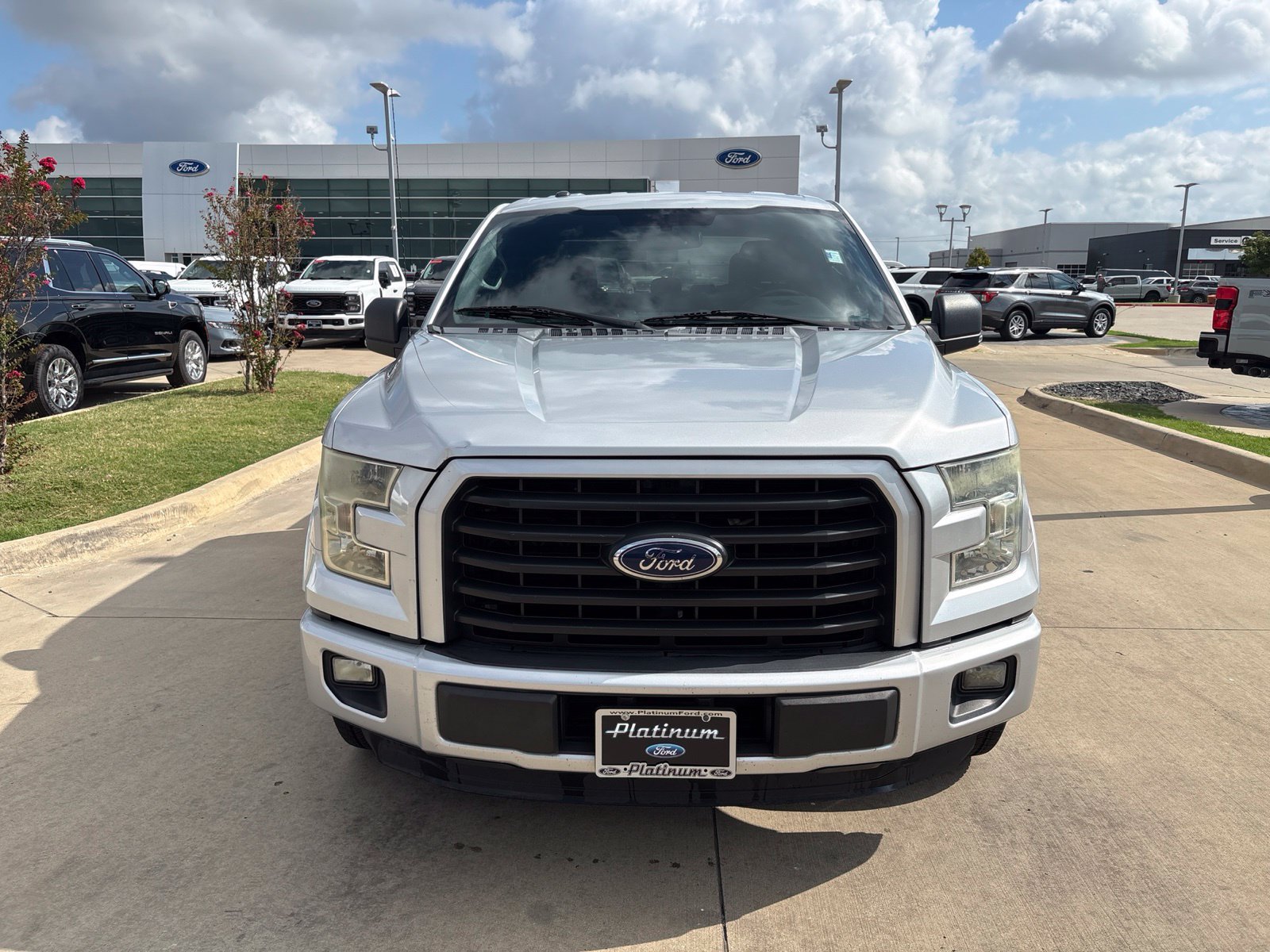 Used 2015 Ford F150 XLT w/ Equipment Group 301A Mid RWD image 9