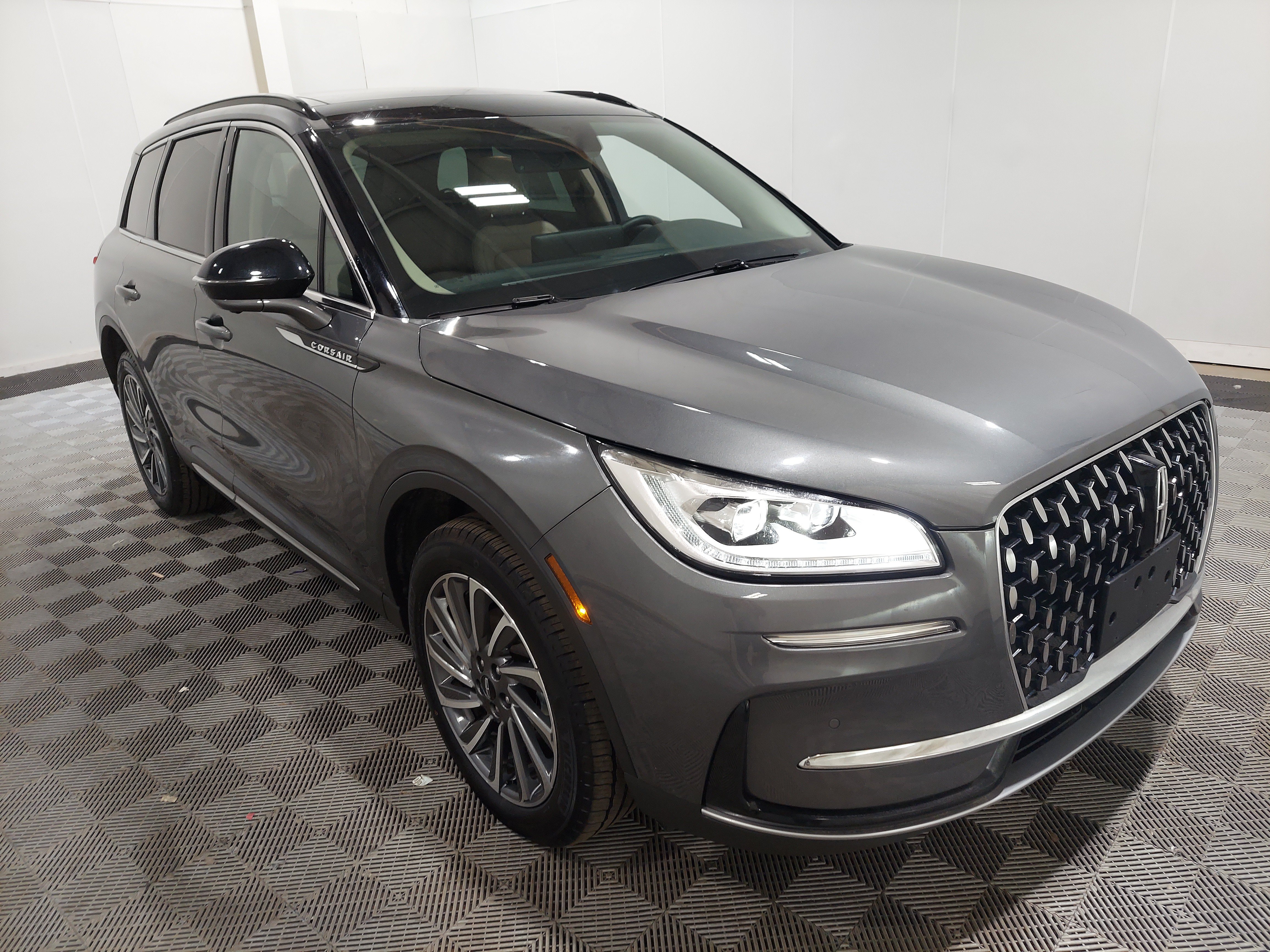 Used 2026 Lincoln Corsair Reserve AWD/4WD image 4