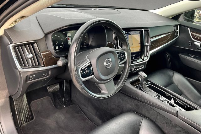 Used 2018 Volvo S90 T5 Momentum w/ Convenience Package AWD/4WD image 10
