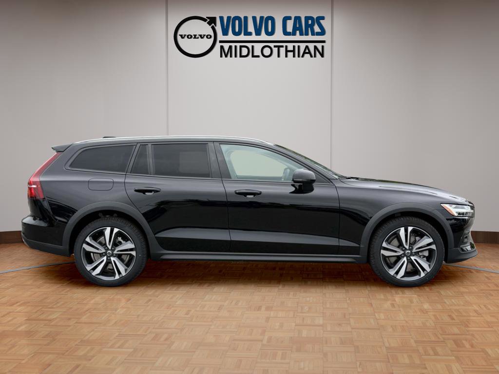 New 2026 Volvo V60 B5 Cross Country Plus w/ Protection Package Premier AWD/4WD image 19