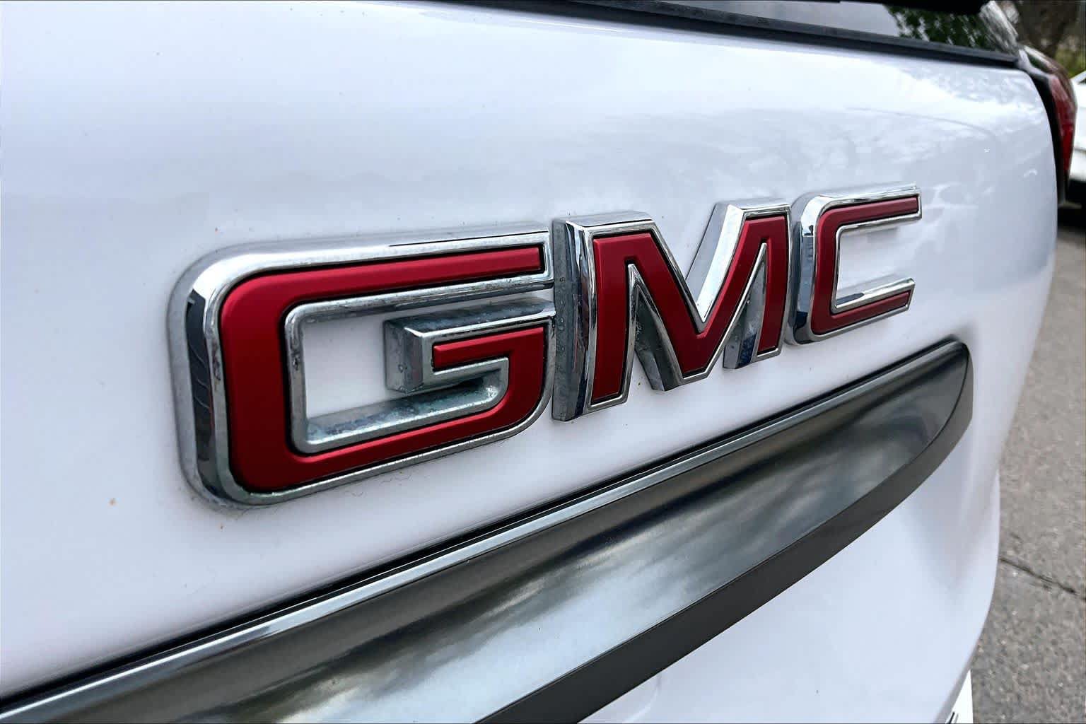 Used 2023 GMC Terrain AT4 w/ Infotainment Package II AWD/4WD image 30