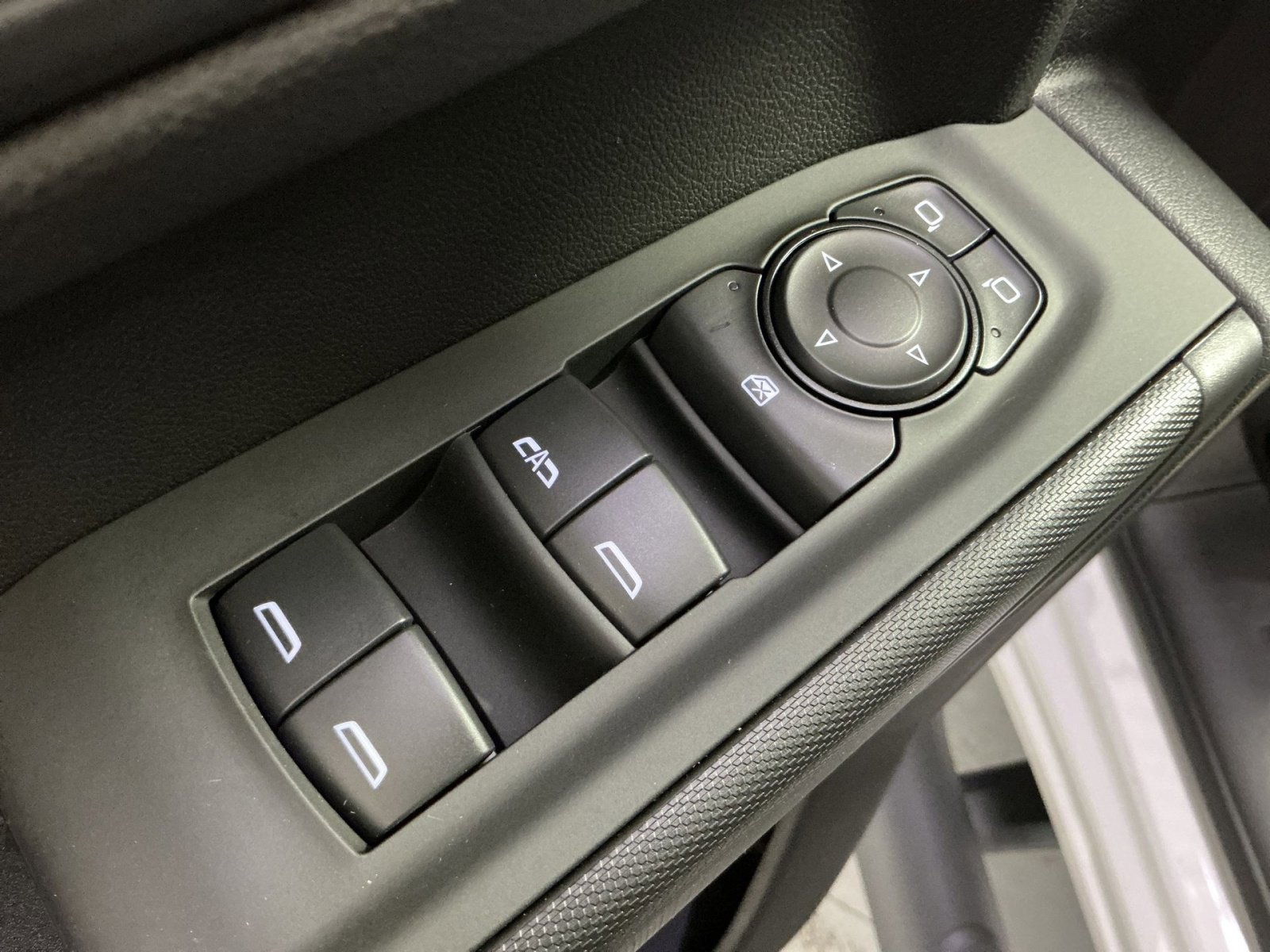 New 2026 Chevrolet Silverado 1500 Custom w/ Turbomax Blackout Package image 23