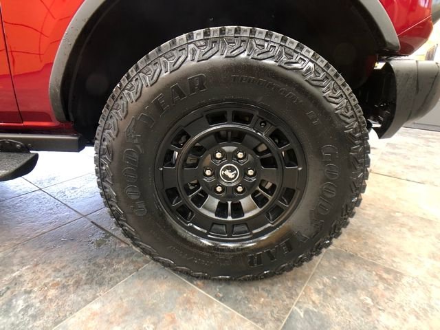 New 2026 Ford Bronco Badlands image 9