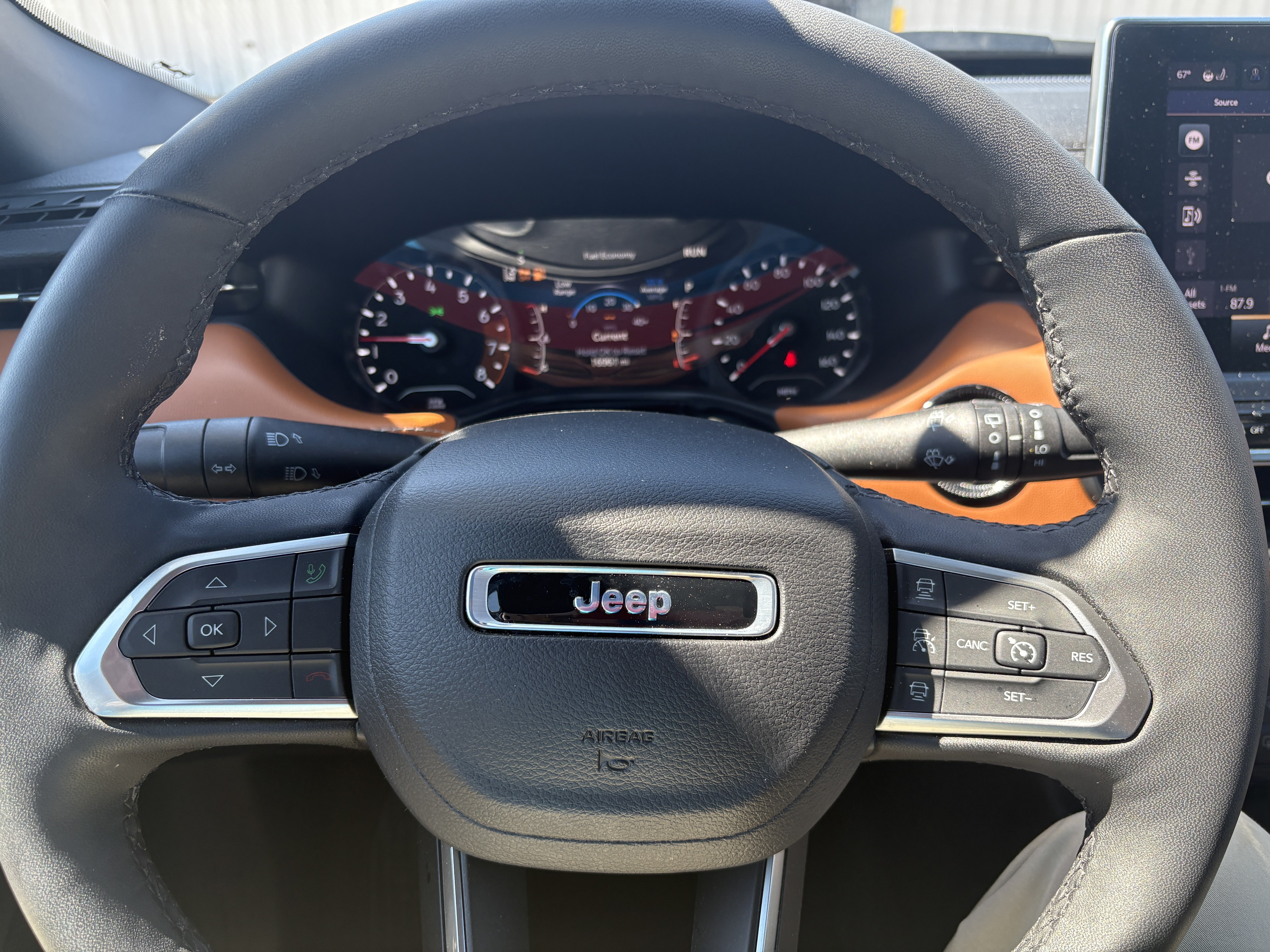 Used 2024 Jeep Compass Limited AWD/4WD image 8