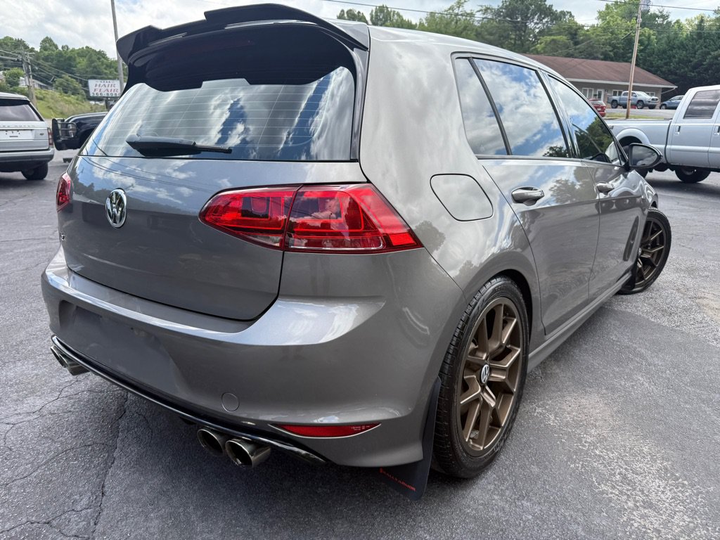 Used 2016 Volkswagen Golf 4-Door AWD/4WD image 3
