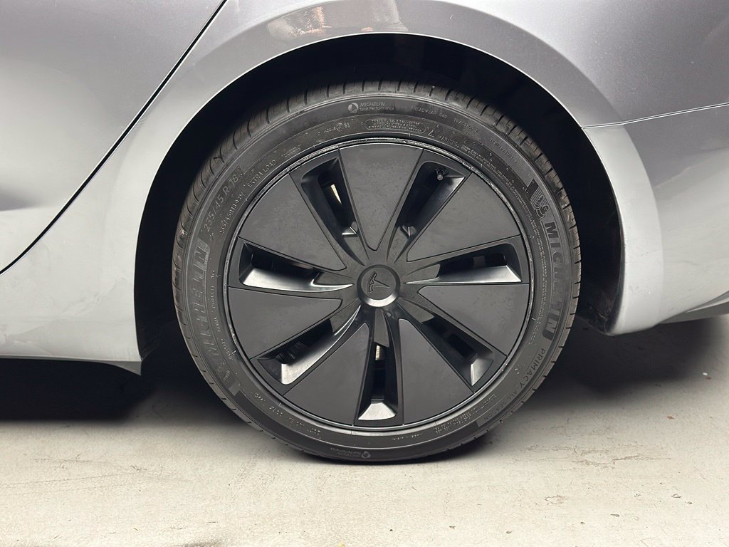 Used 2025 Tesla Model 3 Long Range RWD image 34
