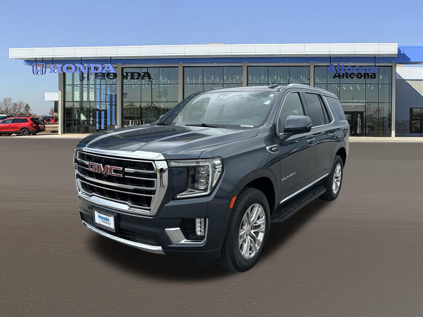 Used 2021 GMC Yukon SLT w/ SLT Luxury Package