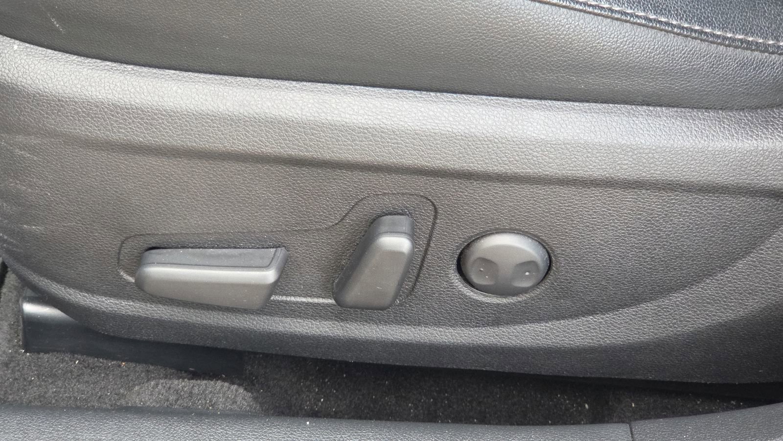 Used 2019 Kia Optima EX image 23