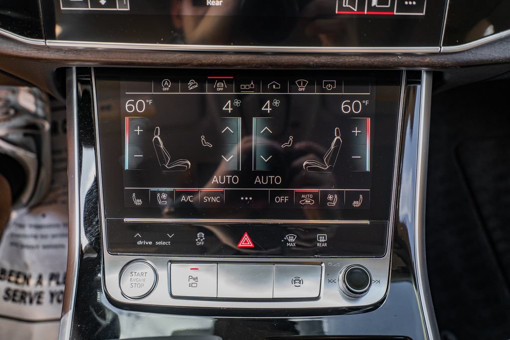 Used 2019 Audi Q8 Prestige AWD/4WD image 29