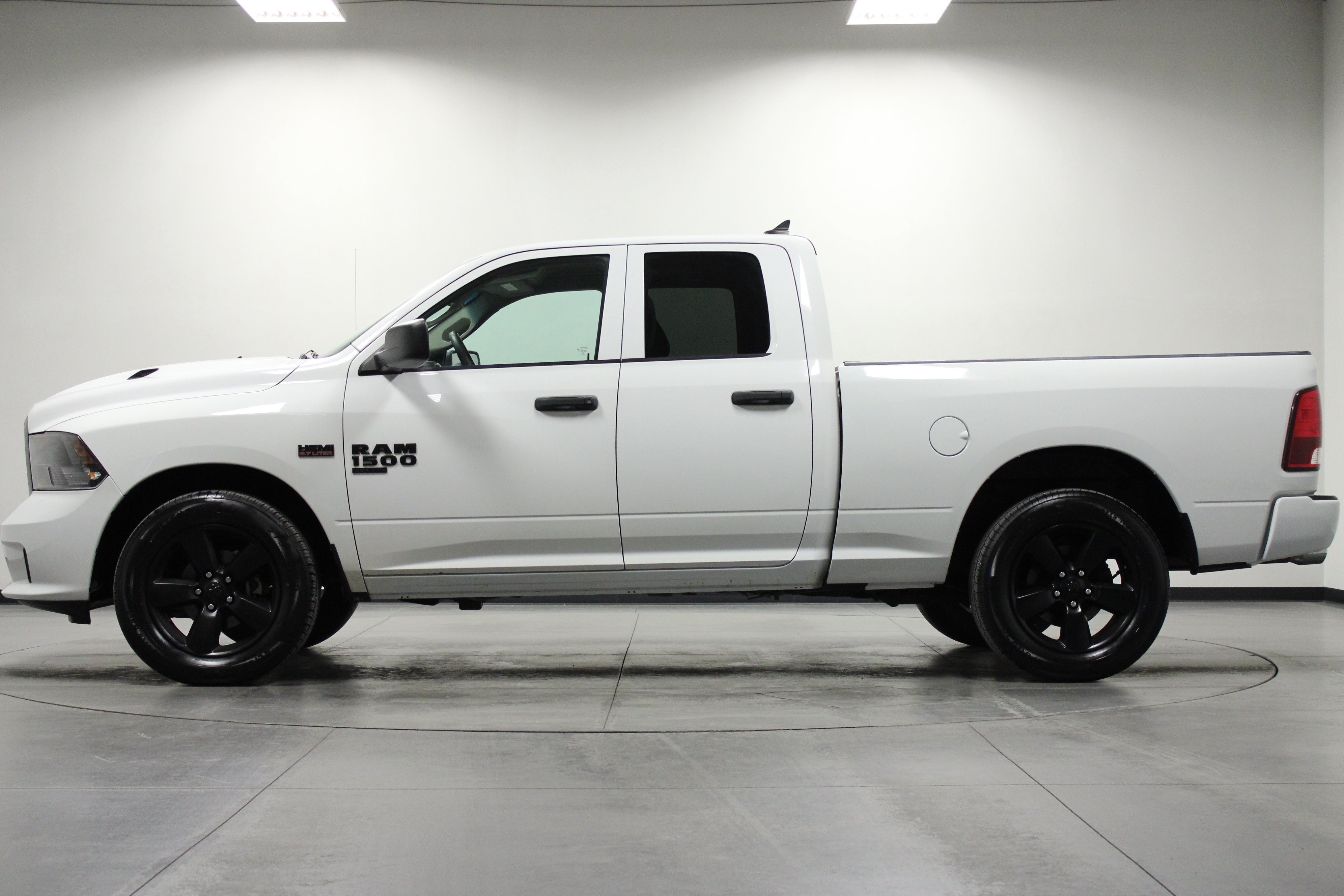 Used 2019 RAM 1500 Express w/ Wheel & Sound Group AWD/4WD image 7