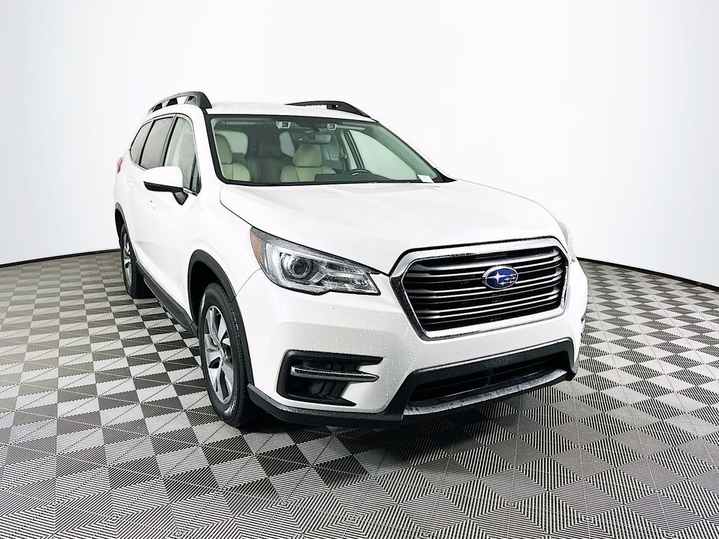 Used 2022 Subaru Ascent Premium w/ Convenience Package image 2