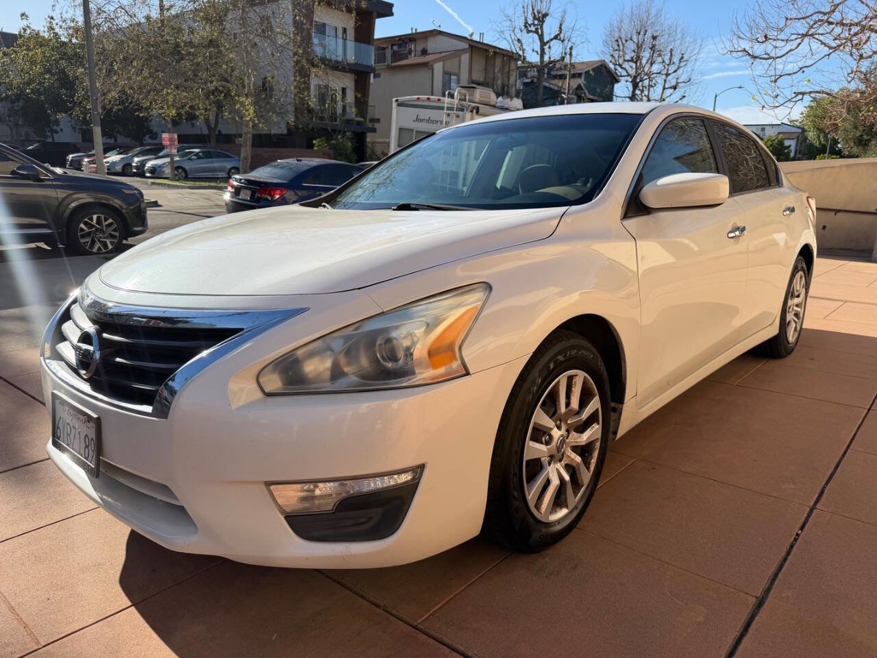 Used 2013 Nissan Altima 2.5 S FWD image 2