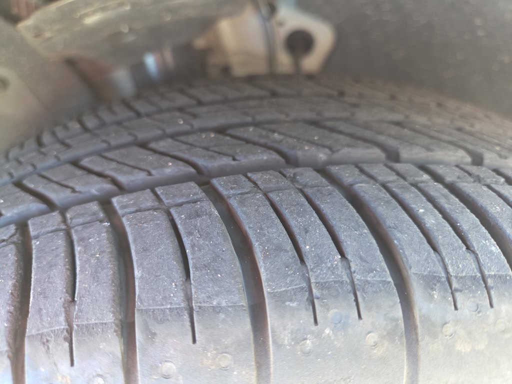 Used 2023 Volkswagen Jetta SE w/ Panoramic Sunroof Package FWD image 6