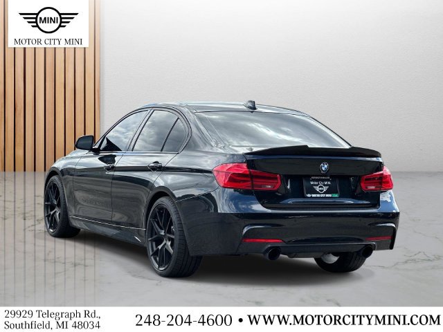 Used 2018 BMW 340i xDrive Sedan w/ Premium Package AWD/4WD image 5