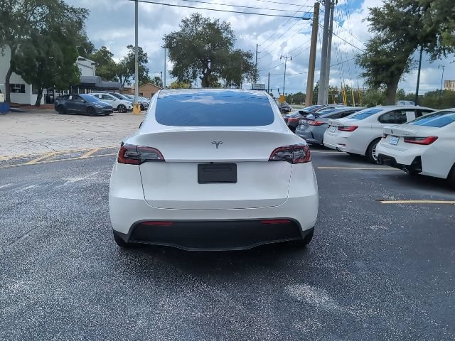 Used 2022 Tesla Model Y Long Range AWD/4WD image 6