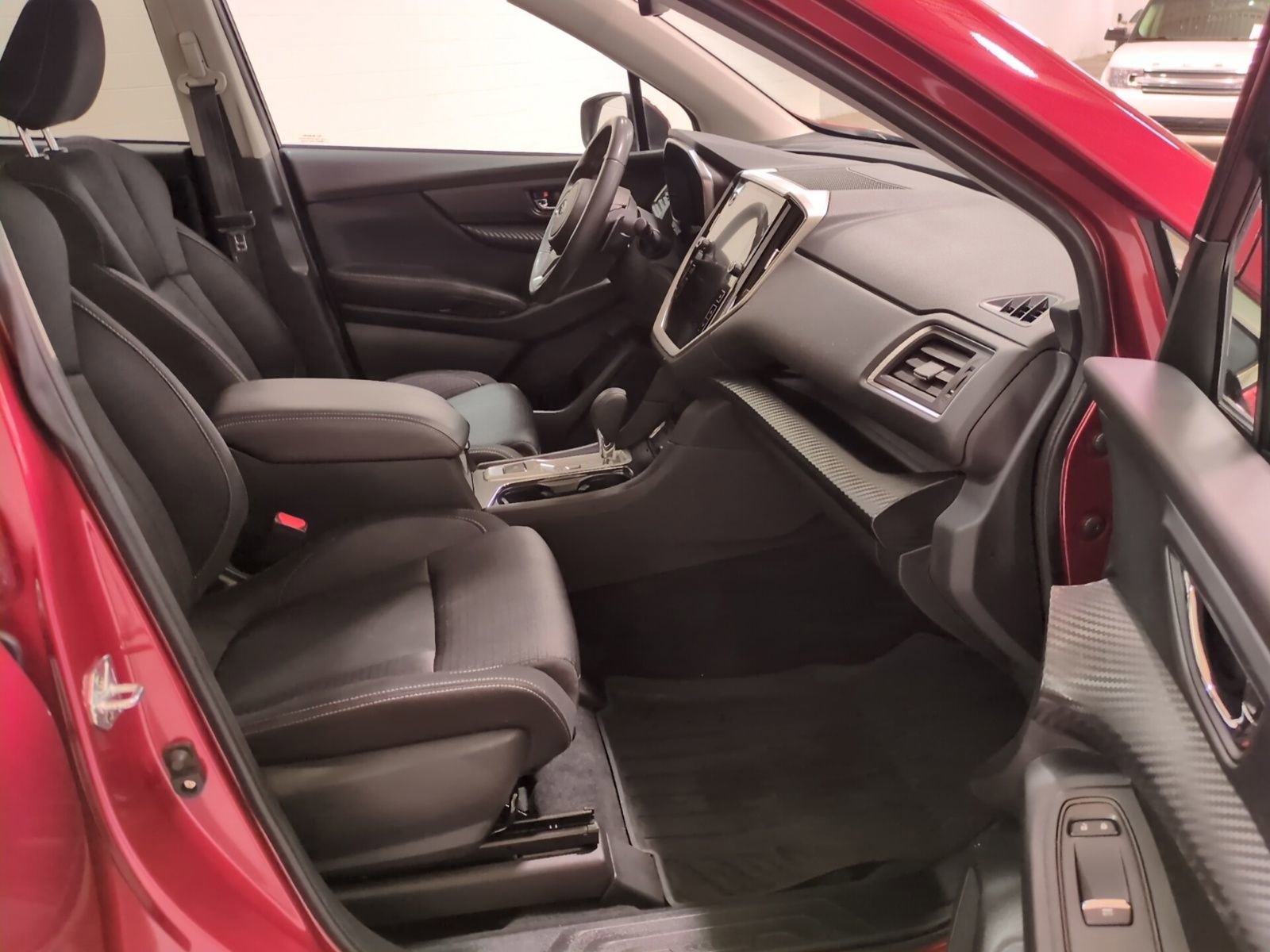 Used 2023 Subaru Ascent Premium w/ Convenience Package image 10