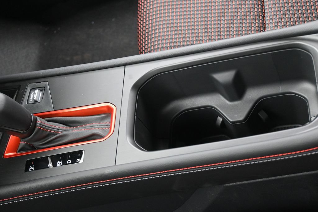 New 2026 Nissan Kicks SR AWD/4WD image 21