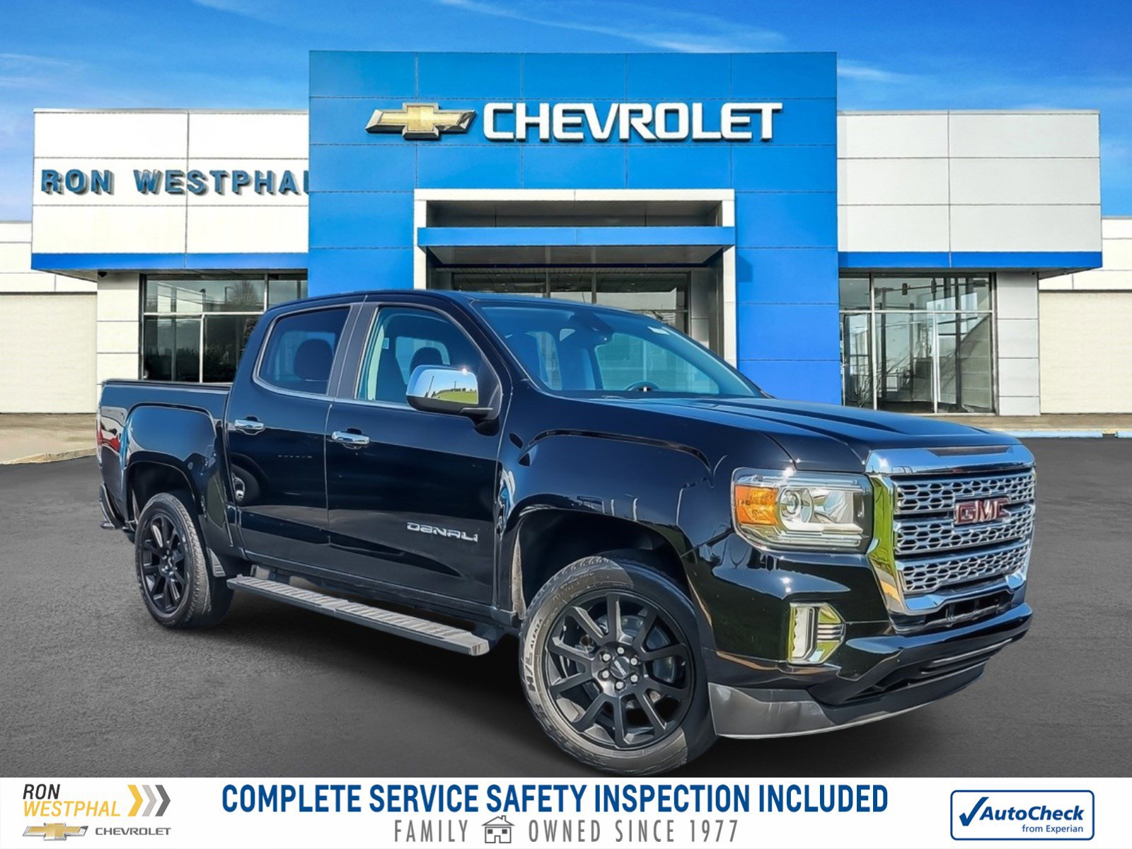 Certified 2022 GMC Canyon Denali w/ Denali Black Edition Package image 1