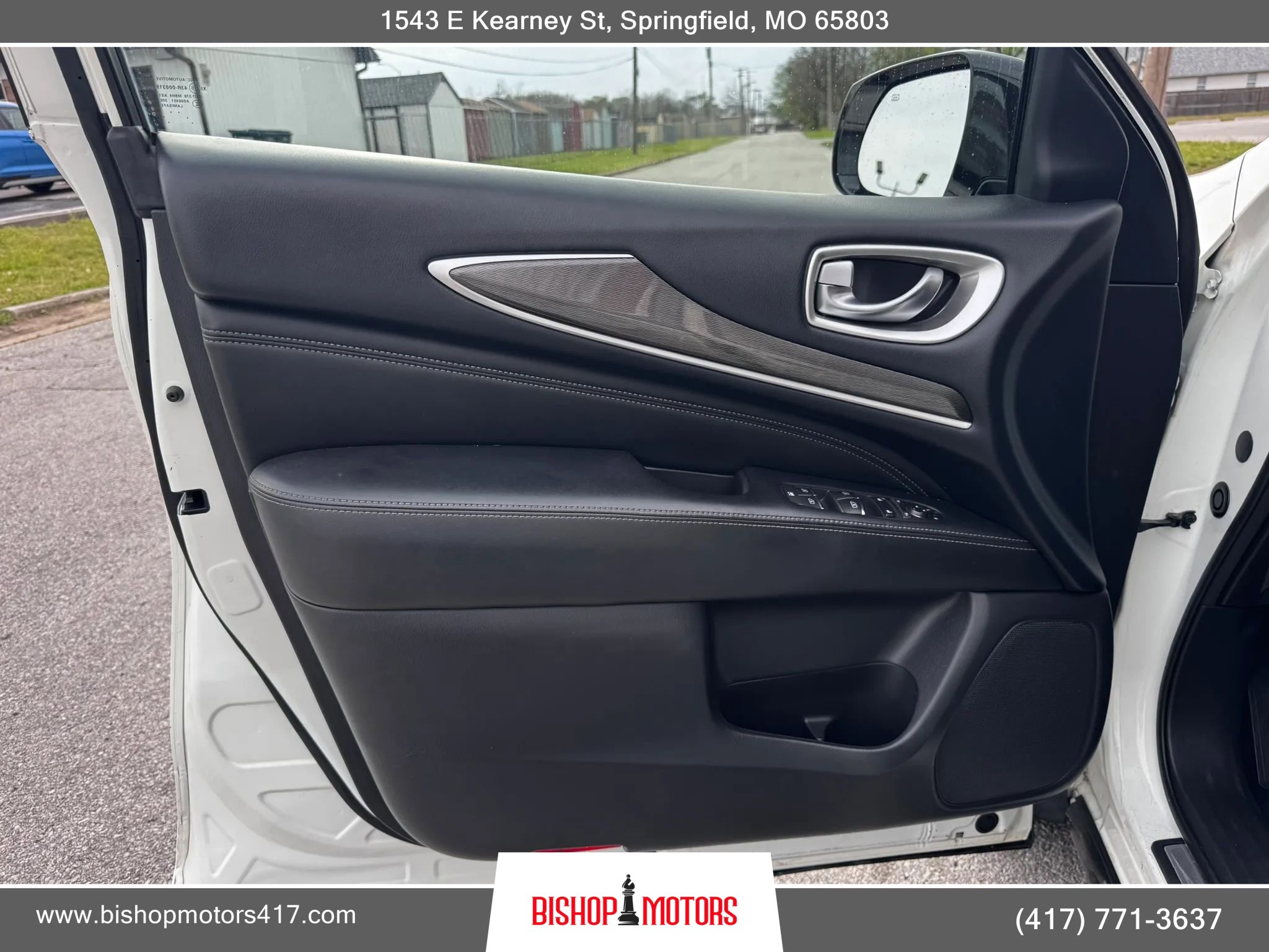 Used 2017 INFINITI QX60 Luxe image 28