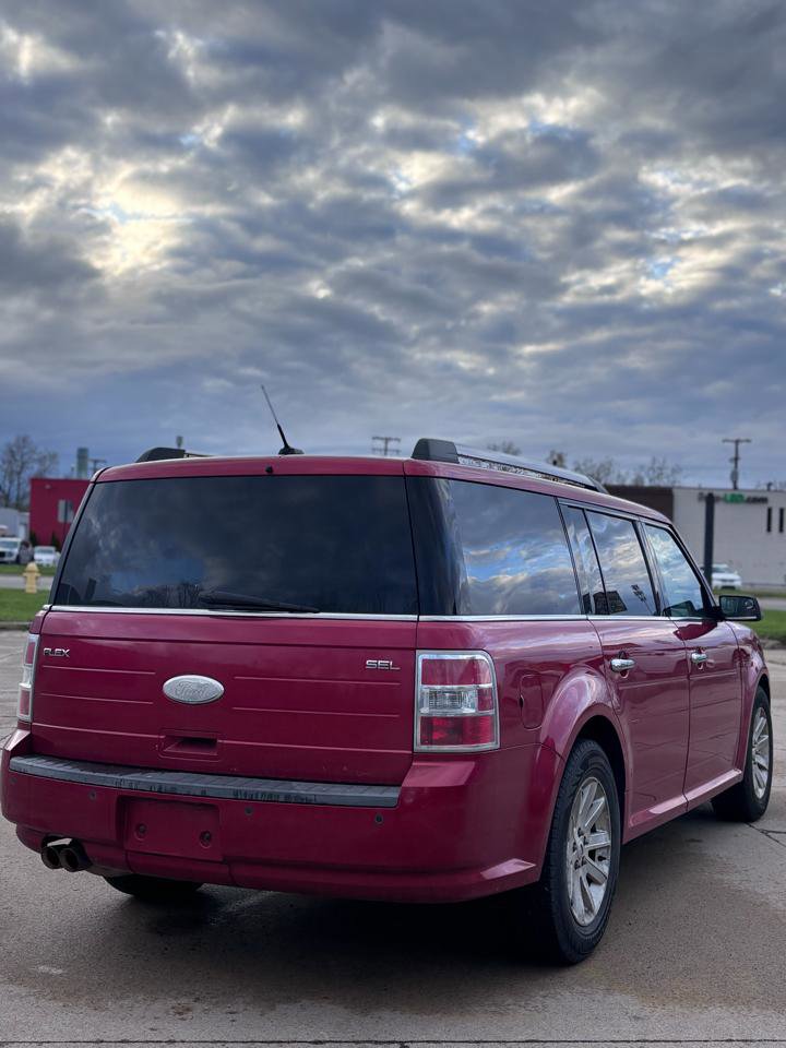 Used 2012 Ford Flex SEL w/ Equipment Group Order Code FWD image 4