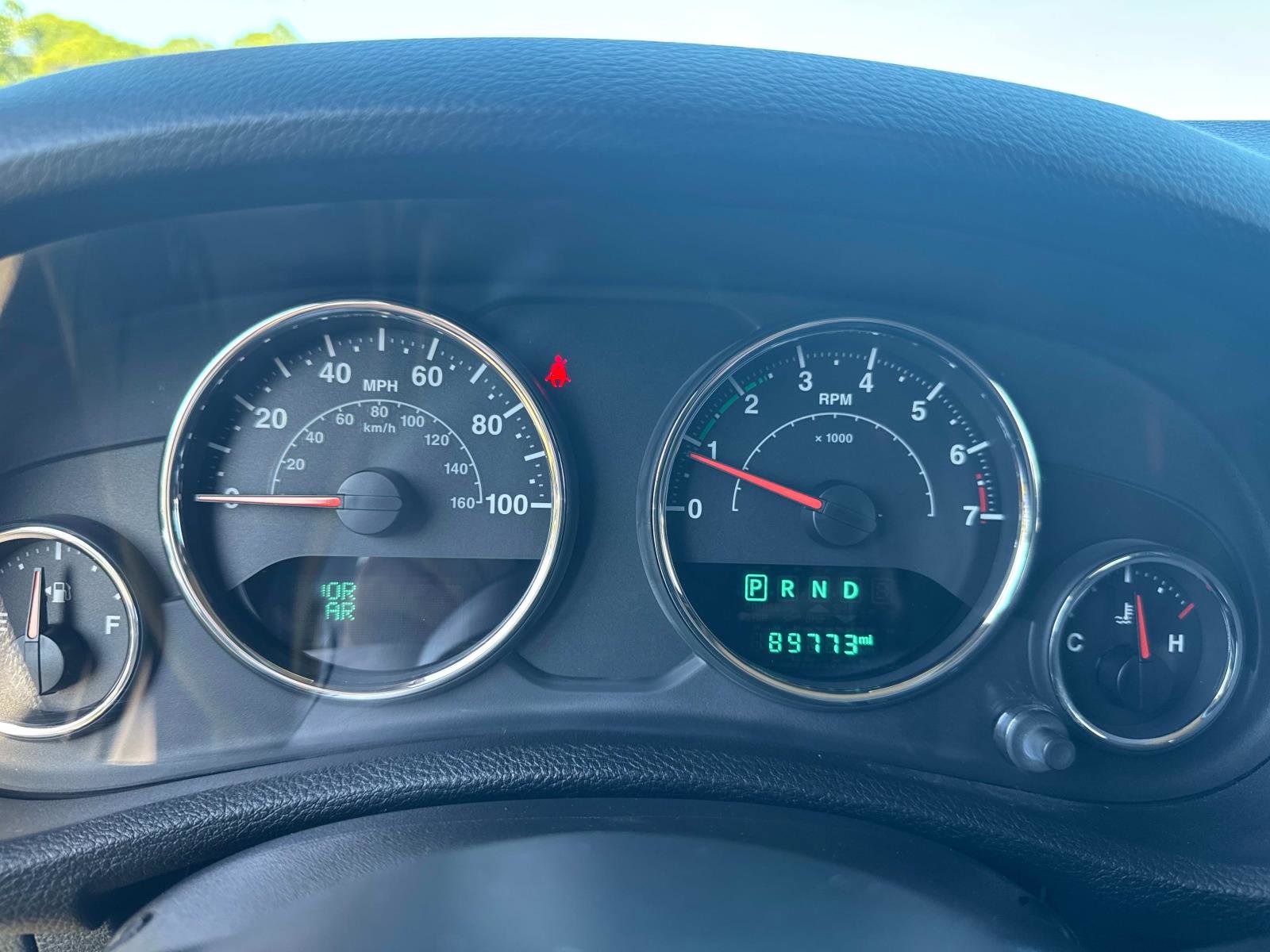 Used 2018 Jeep Wrangler Unlimited Sport w/ Connectivity Group image 28