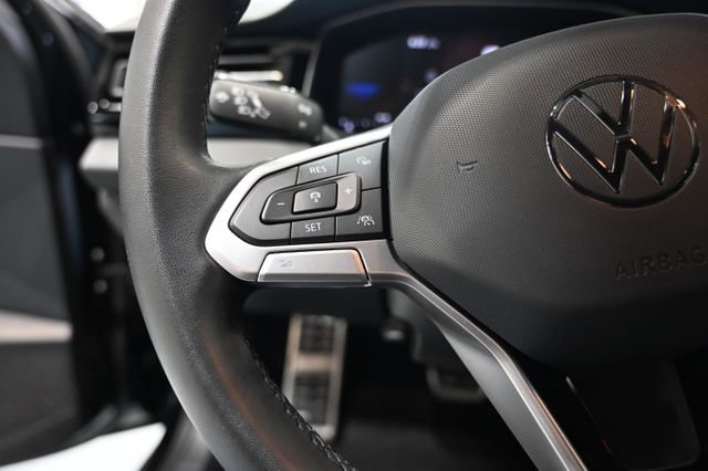 Used 2025 Volkswagen Jetta Sport image 22