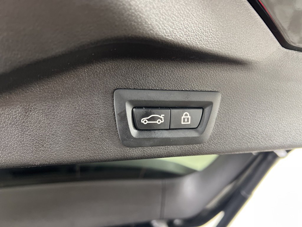 Used 2021 BMW X5 xDrive40i w/ Convenience Package image 39