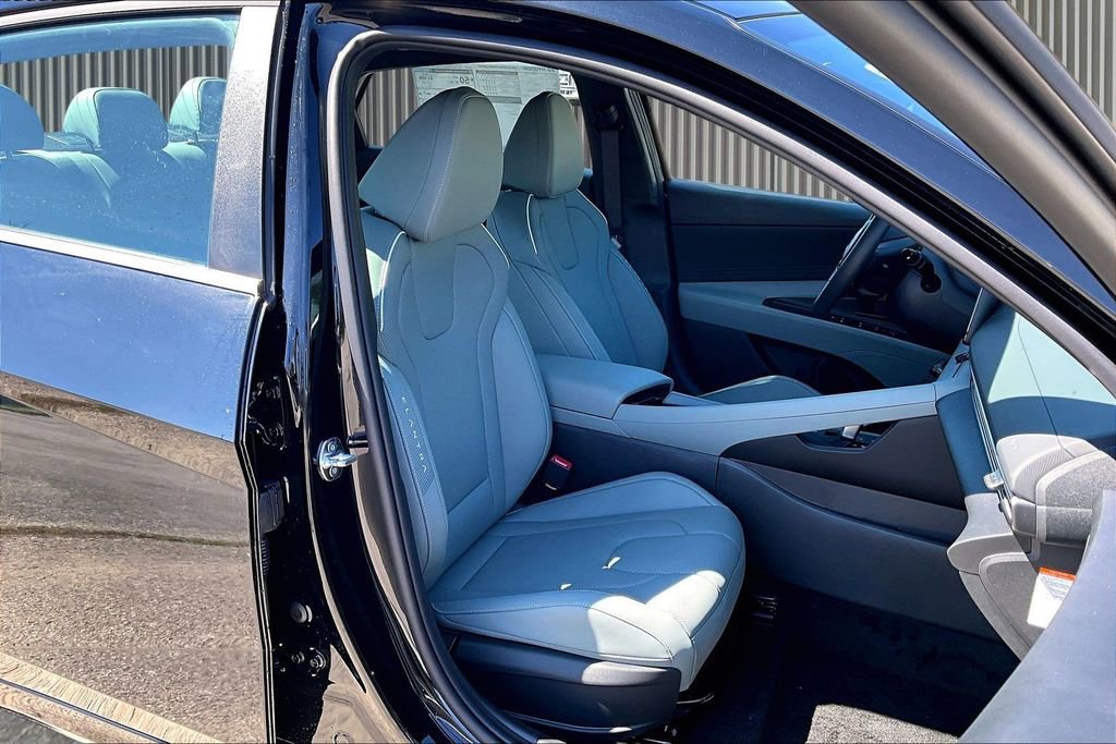 New 2026 Hyundai Elantra Limited image 9