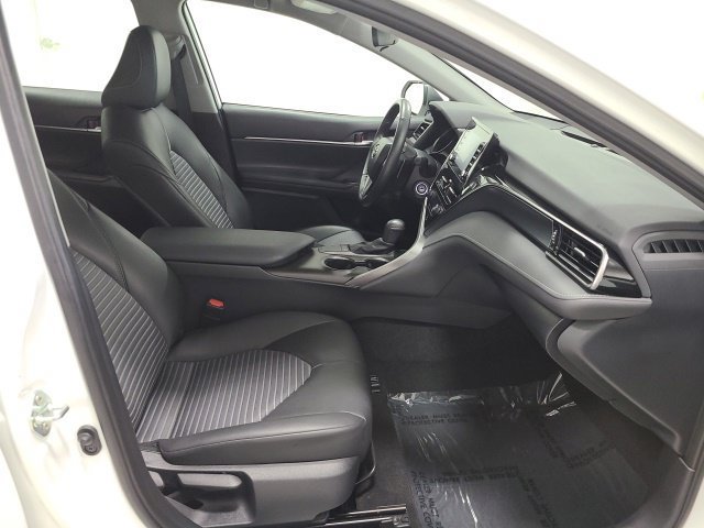 Used 2024 Toyota Camry SE FWD image 13