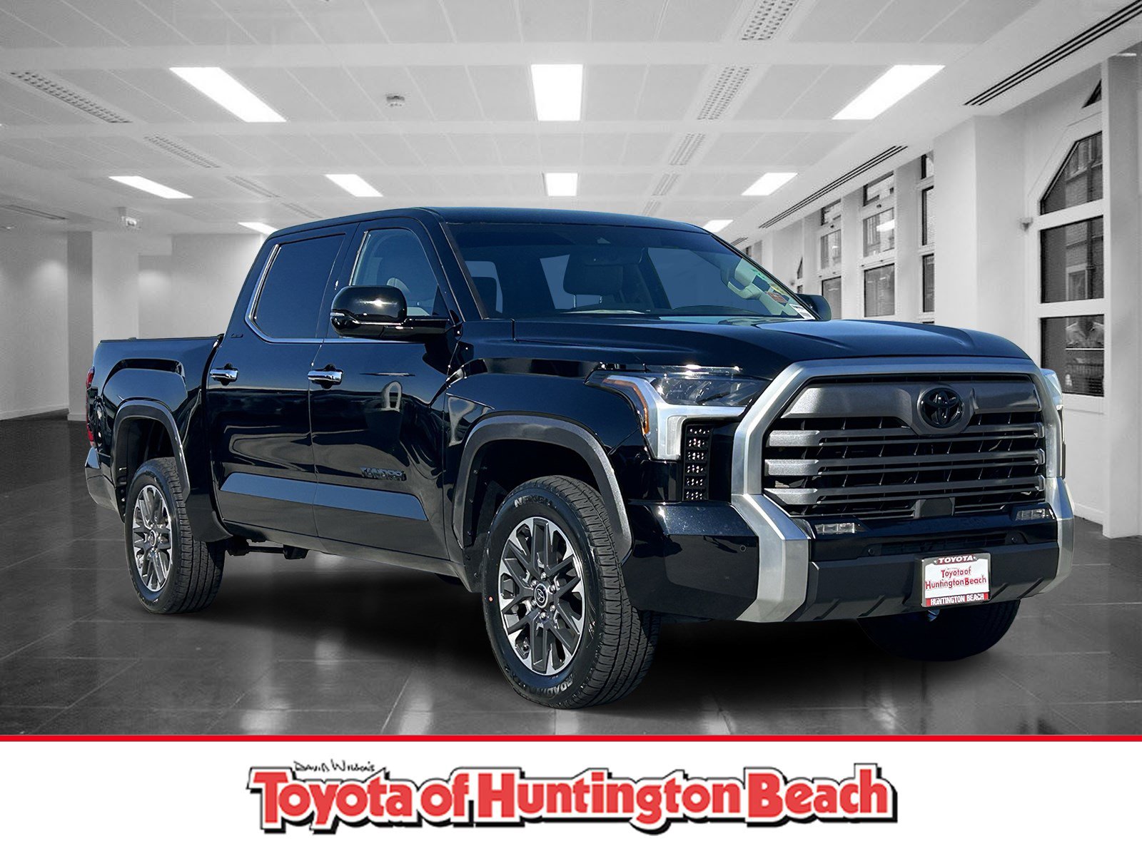 Used 2024 Toyota Tundra Limited AWD/4WD image 1