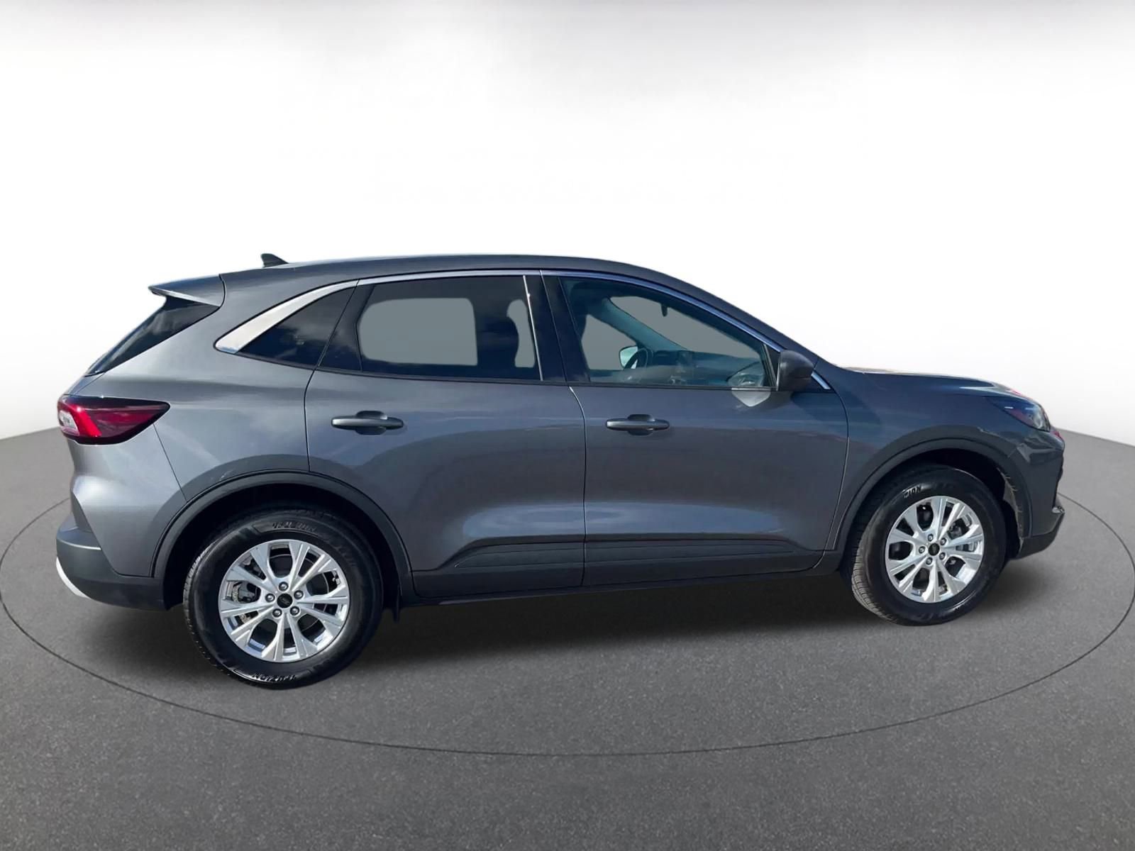 Used 2023 Ford Escape Active image 16