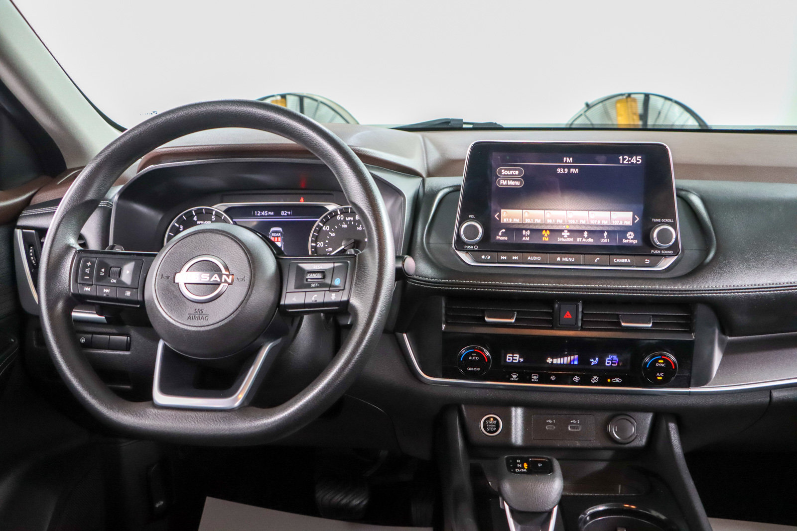 Used 2023 Nissan Rogue SV FWD image 17