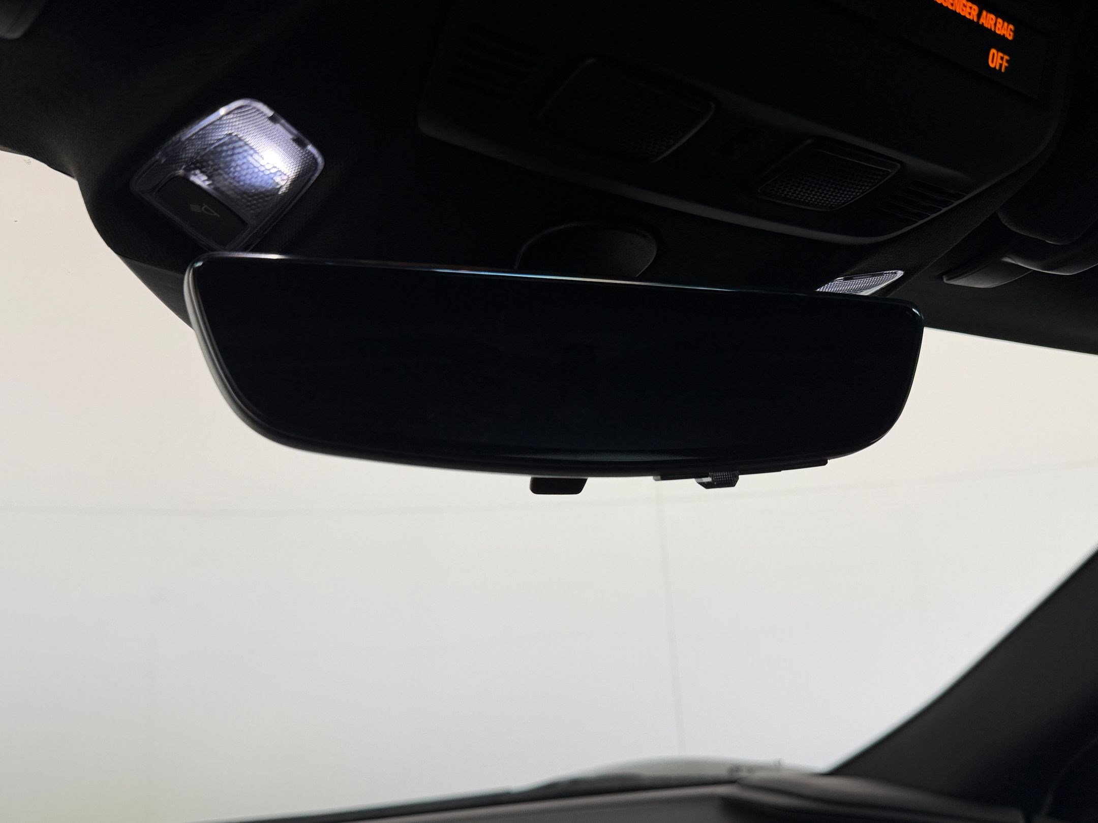 Used 2020 Chevrolet Corvette Stingray Preferred Cpe w/ 2LT Preferred Equipment Group image 16