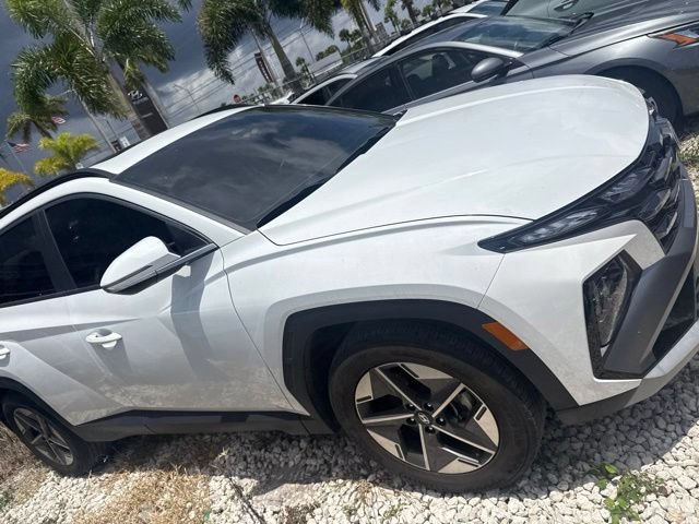 Used 2025 Hyundai Tucson SEL FWD image 4