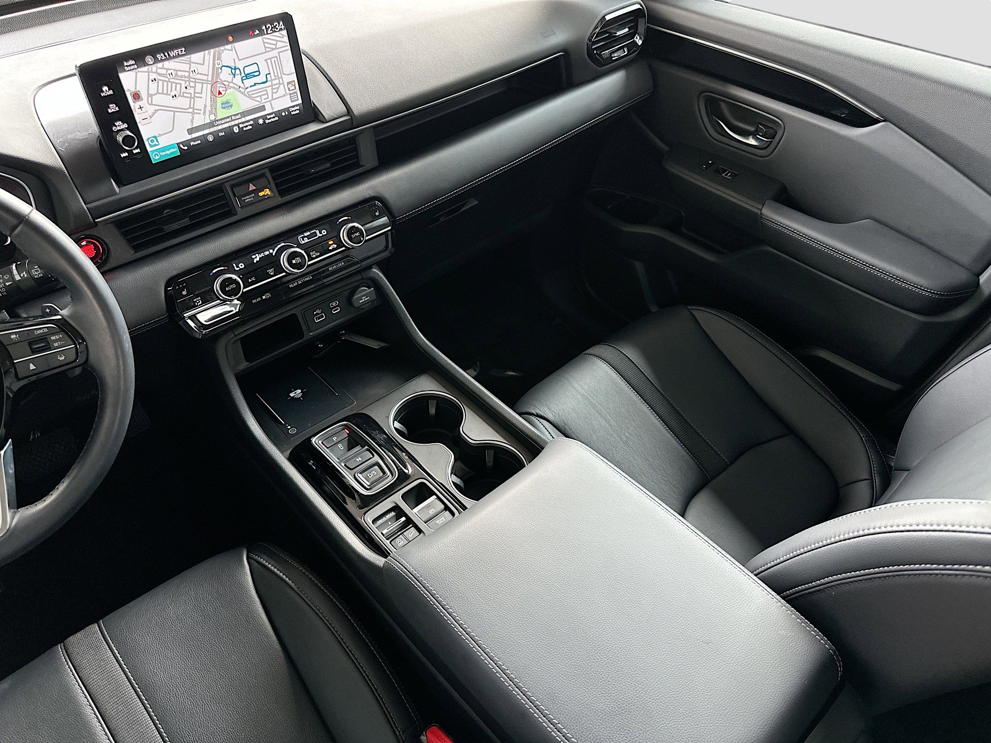 Used 2023 Honda Pilot Touring image 25