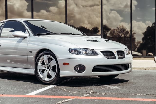 Used 2005 Pontiac GTO RWD image 38