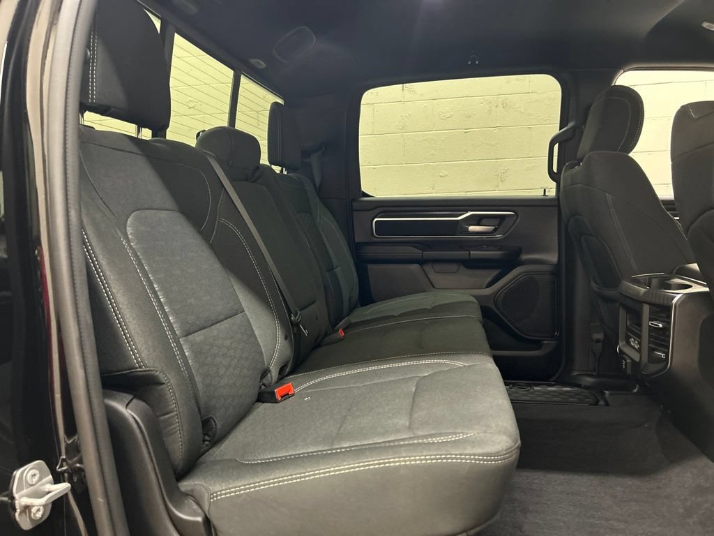 Used 2025 RAM 1500 Big Horn AWD/4WD image 9