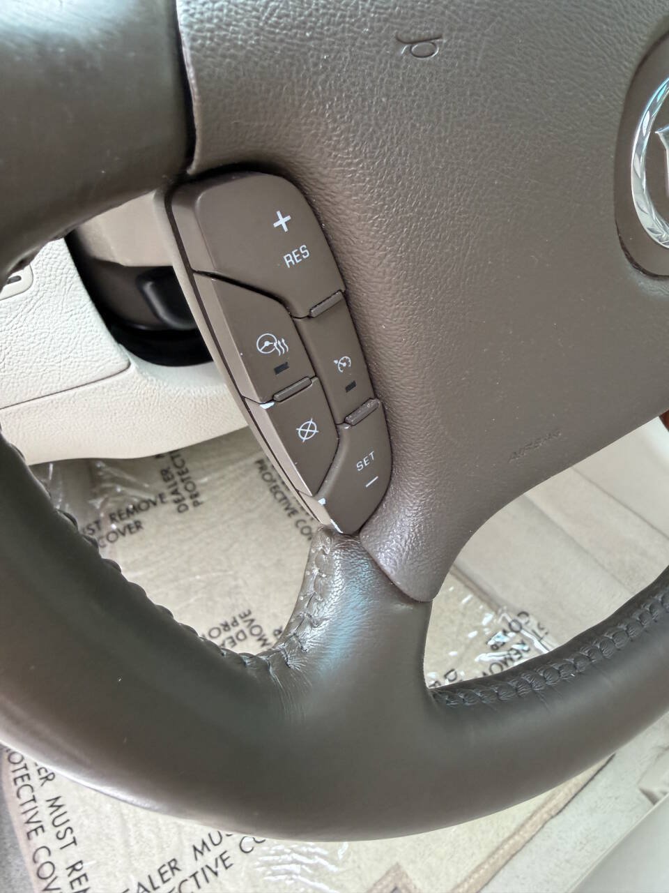 Used 2006 Cadillac DTS w/ Trunk Convenience Package FWD image 19