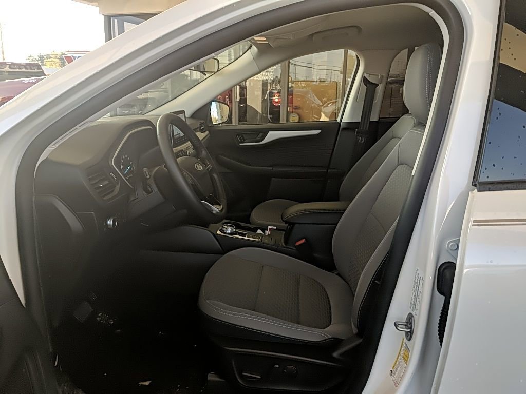 Used 2022 Ford Escape SE w/ Convenience Package image 13