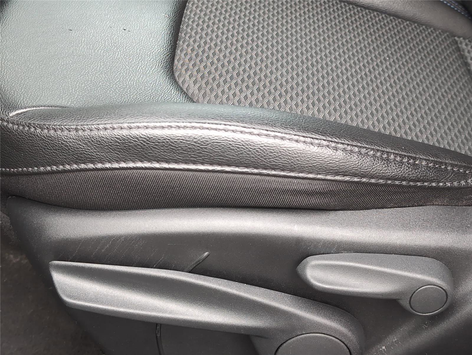 Used 2024 Jeep Compass Latitude AWD/4WD image 13