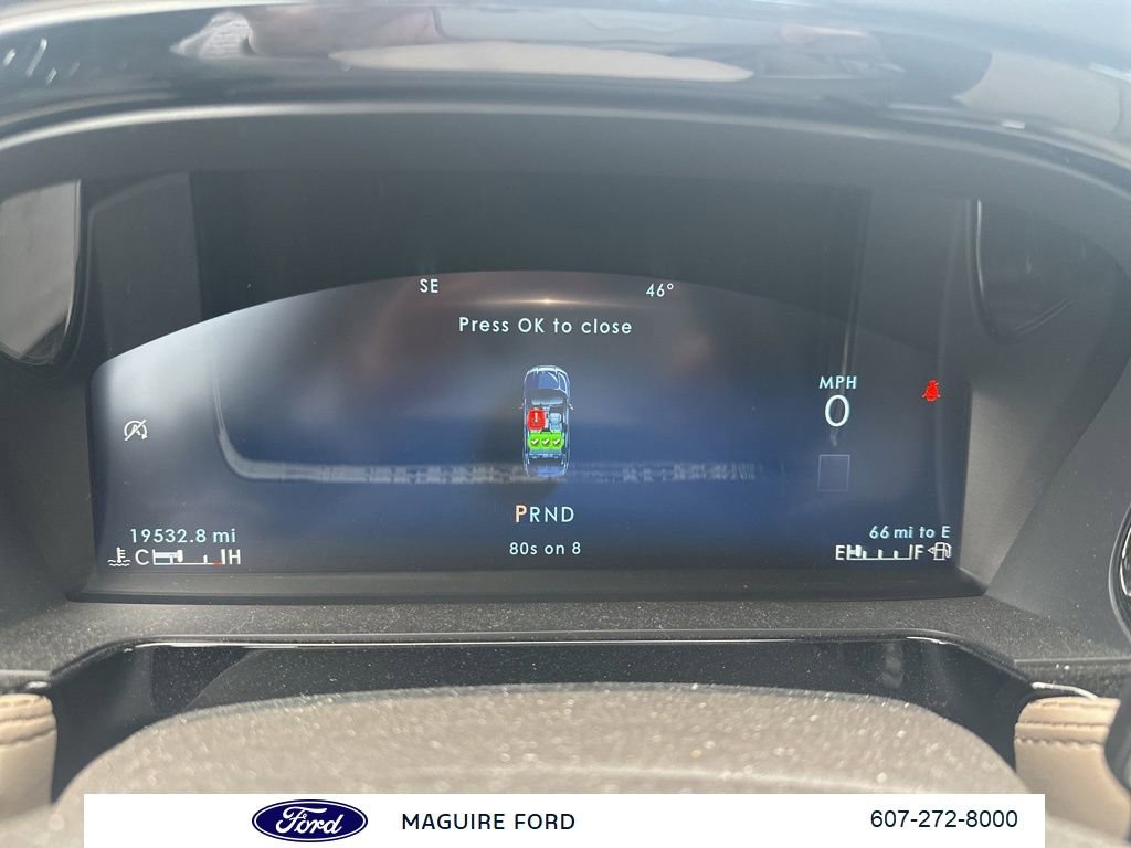 Used 2024 Lincoln Corsair Reserve w/ Equipment Group 201A image 18