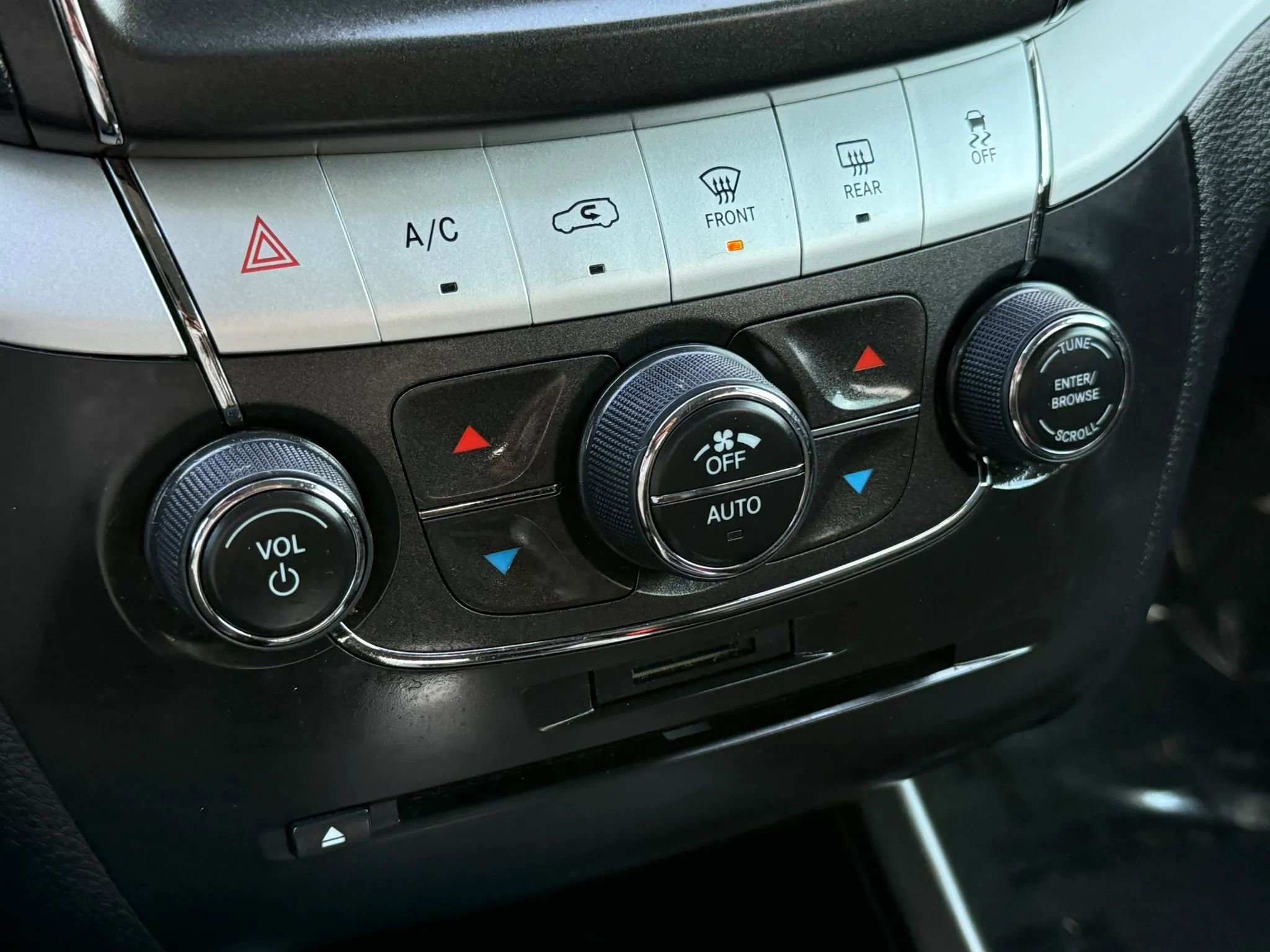 Used 2017 Dodge Journey GT AWD/4WD image 39