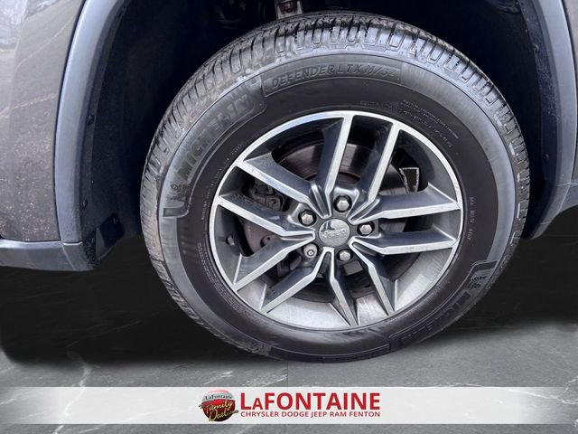 Used 2017 Jeep Grand Cherokee Limited image 31