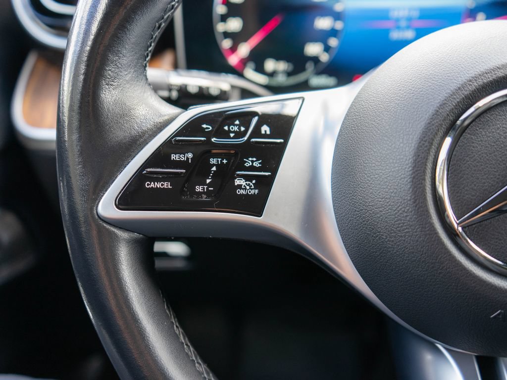 Used 2023 Mercedes-Benz GLC 300 4MATIC image 21